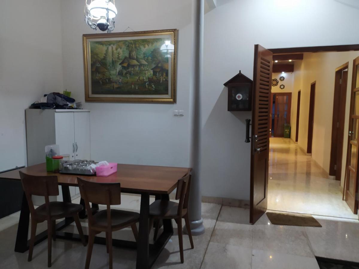 House Of Kadipaten Yogyakarta Extérieur photo